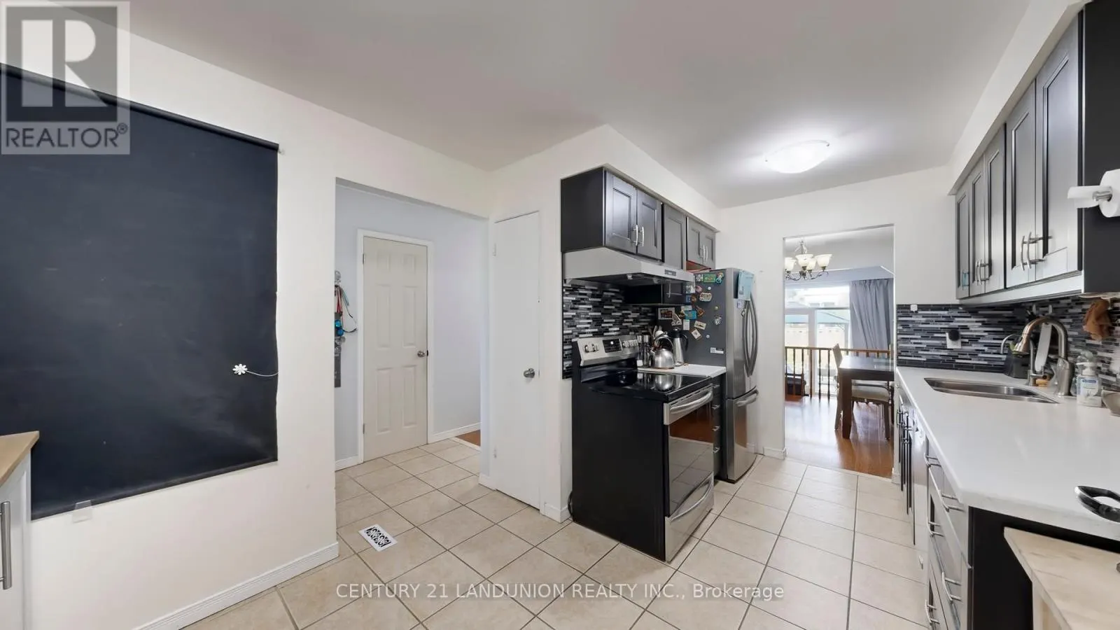 132 SILVER SPRINGS BOULEVARD