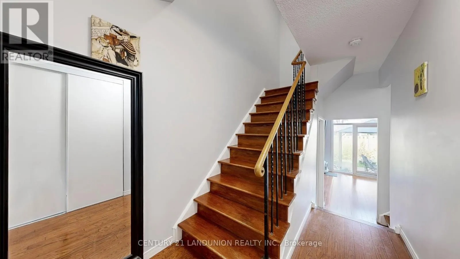 132 SILVER SPRINGS BOULEVARD