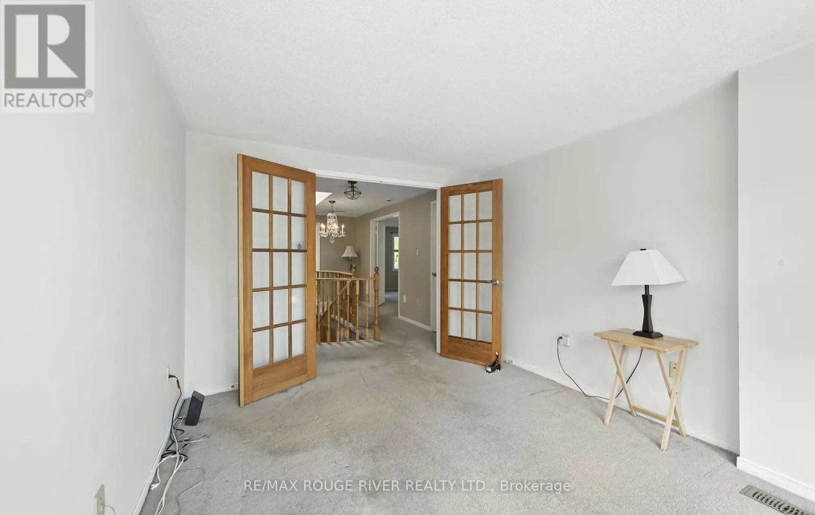 575 DUNROBIN COURT
