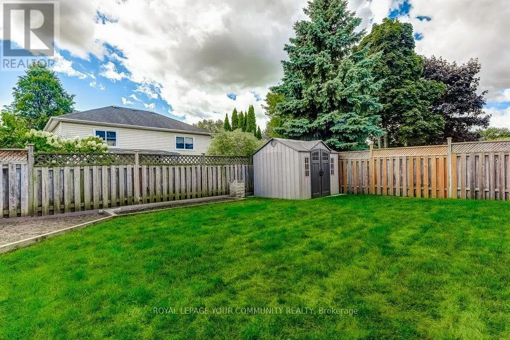 36 STIRLING AVENUE