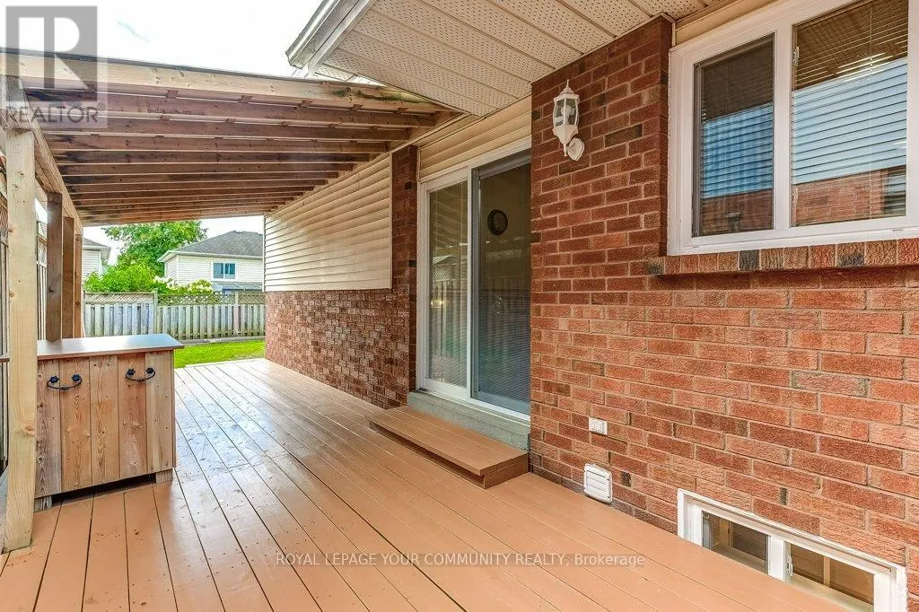 36 STIRLING AVENUE
