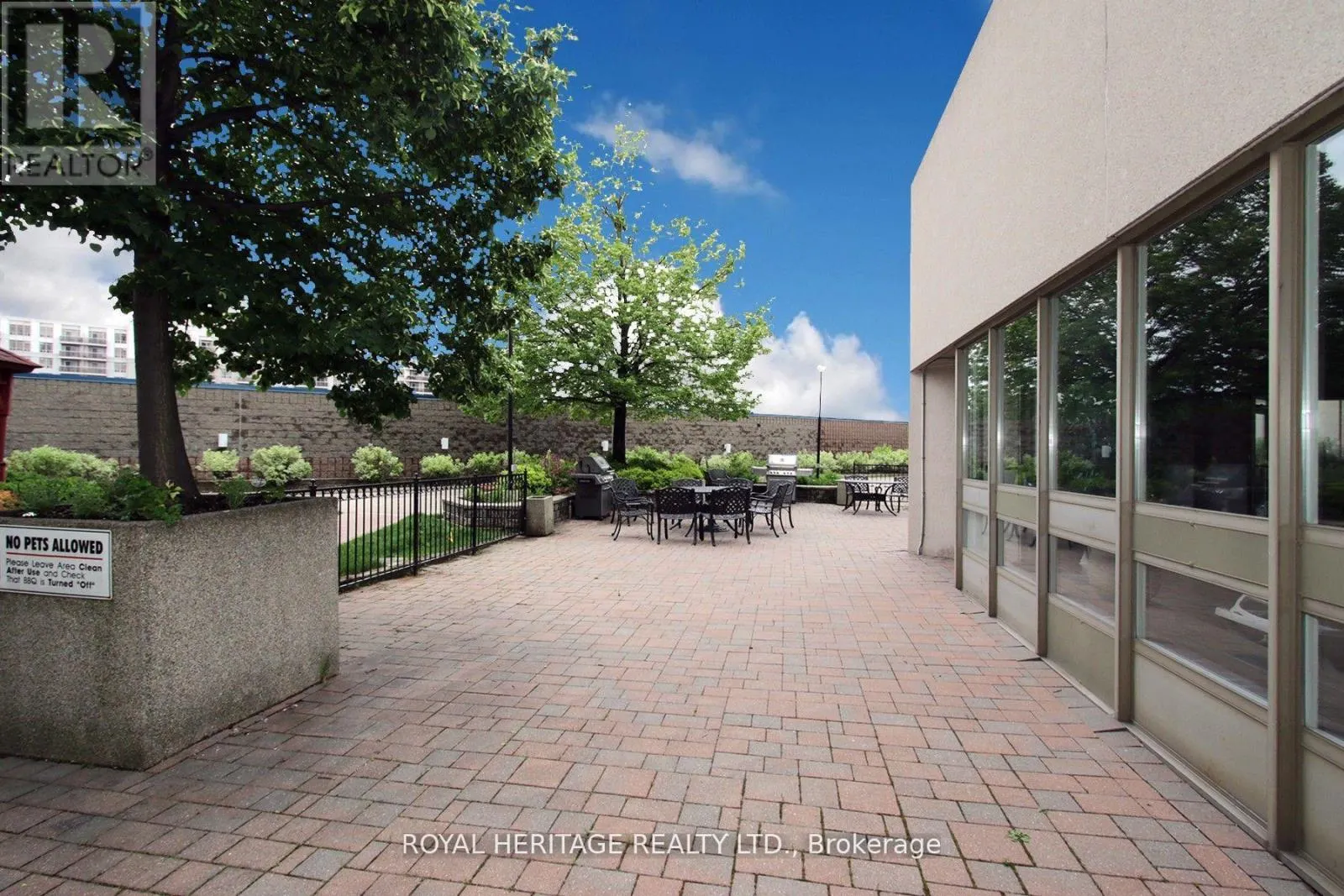 505 - 3231 EGLINTON AVENUE E