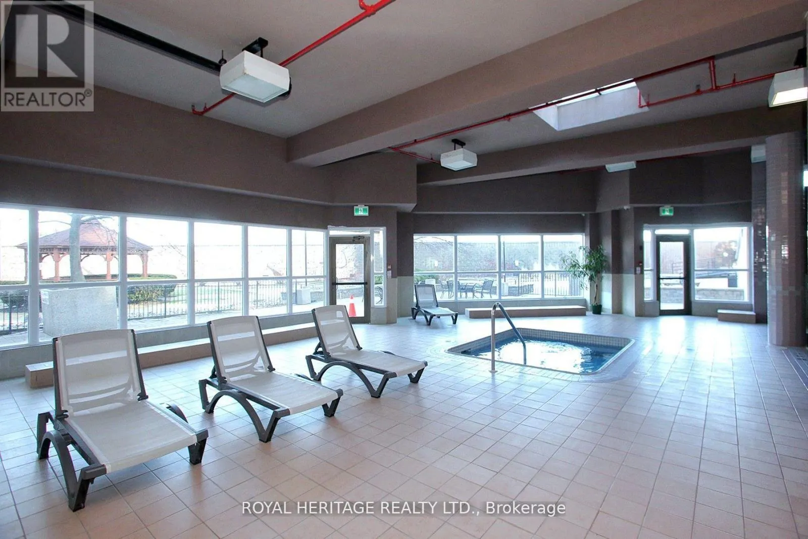 505 - 3231 EGLINTON AVENUE E