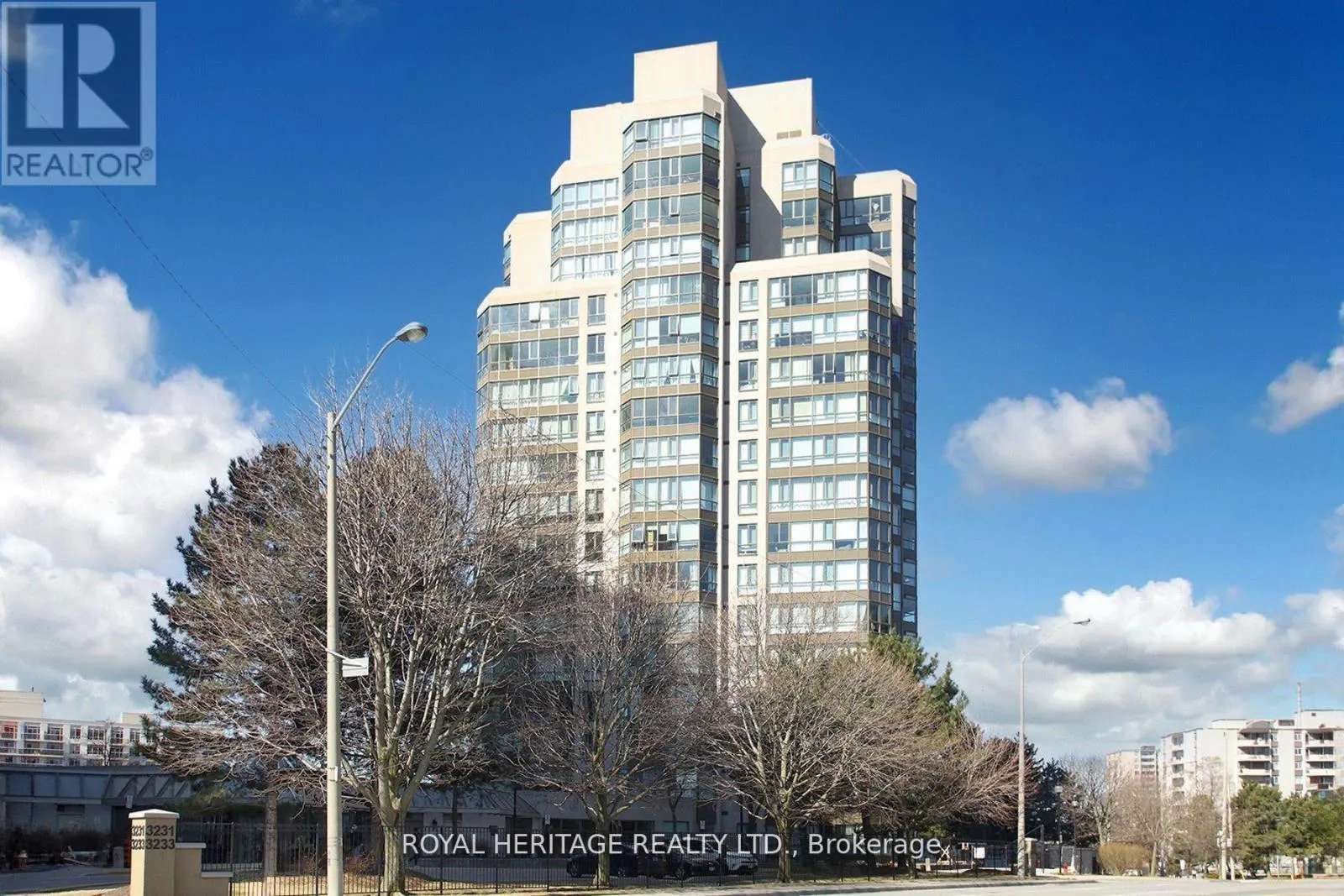 505 - 3231 EGLINTON AVENUE E