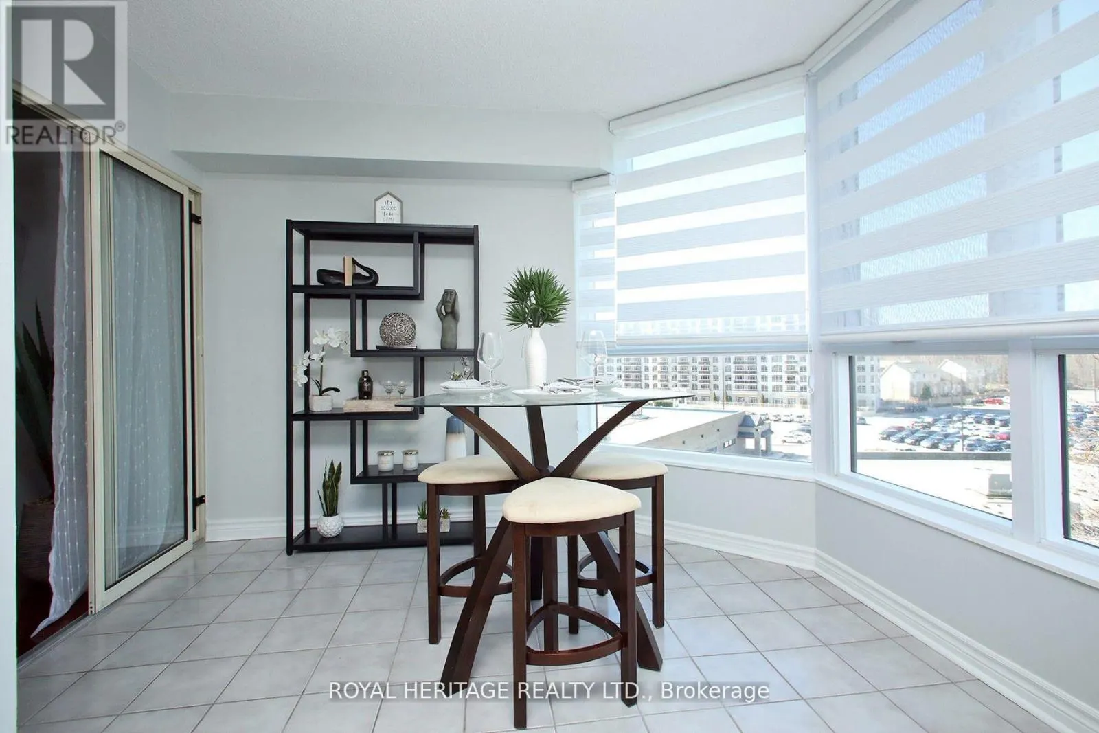 505 - 3231 EGLINTON AVENUE E