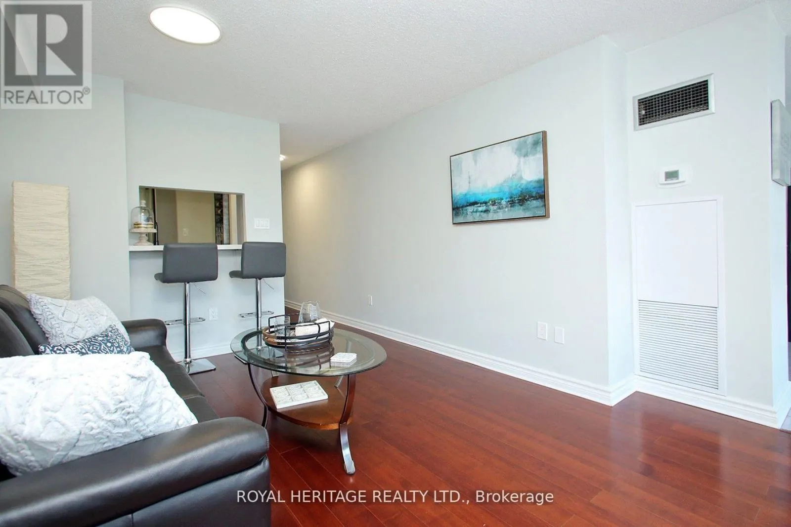 505 - 3231 EGLINTON AVENUE E