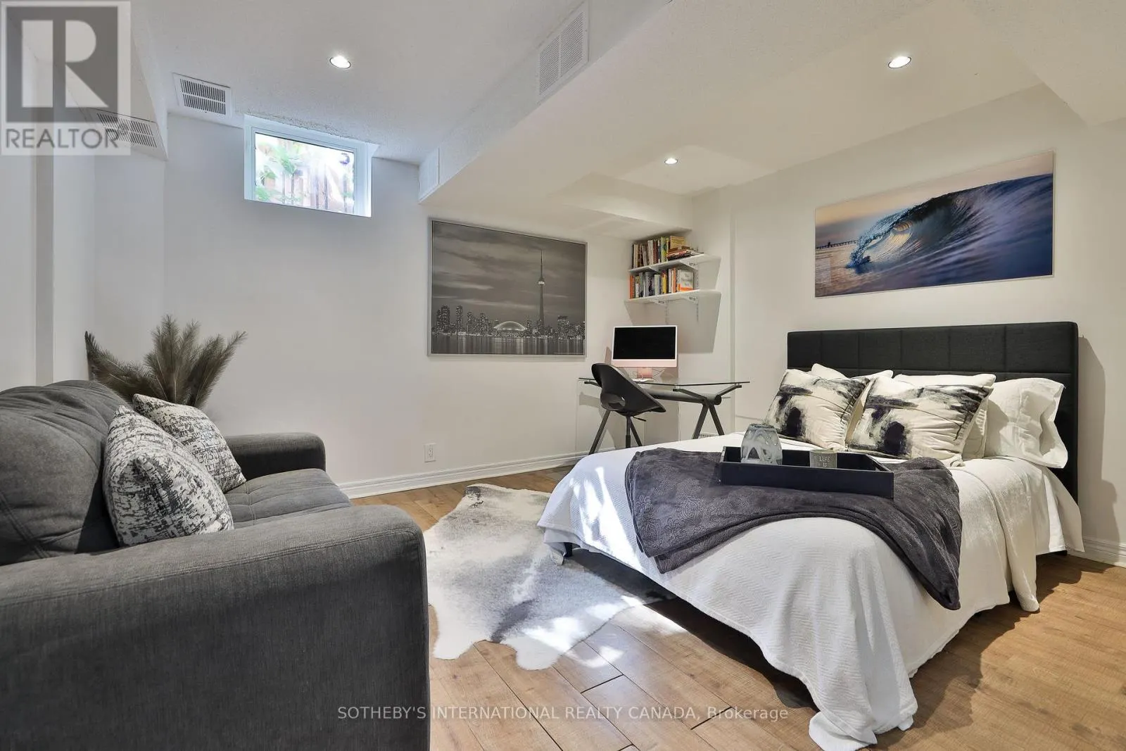 21 - 1330 ALTONA ROAD