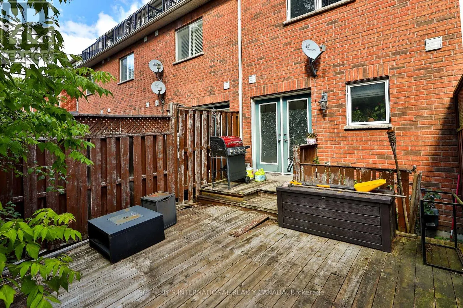 21 - 1330 ALTONA ROAD