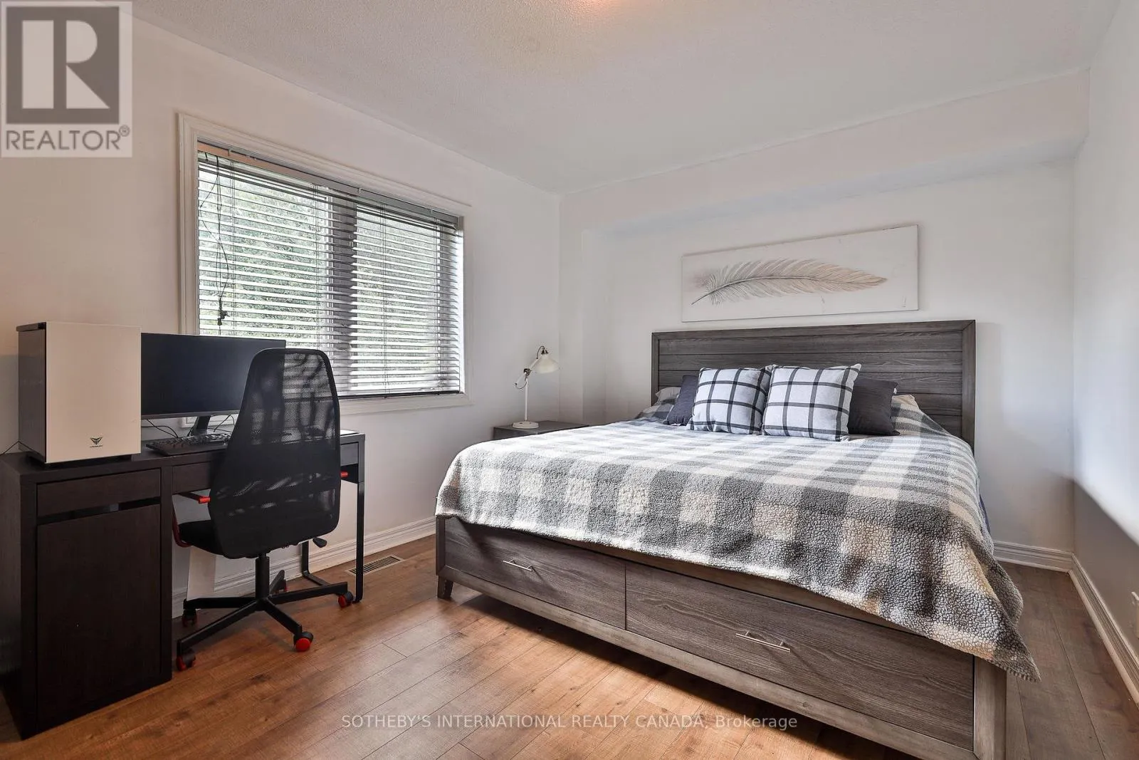 21 - 1330 ALTONA ROAD