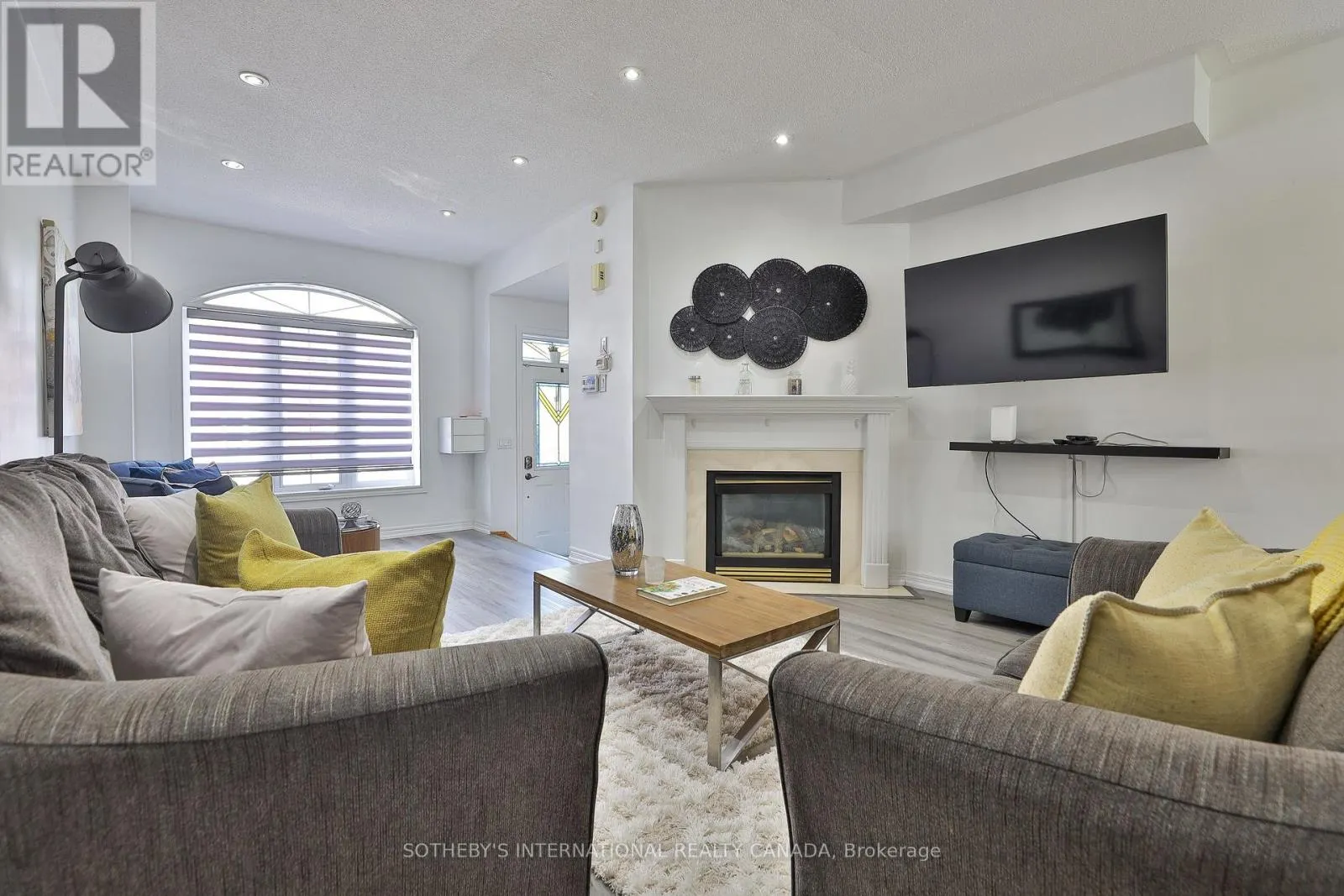 21 - 1330 ALTONA ROAD