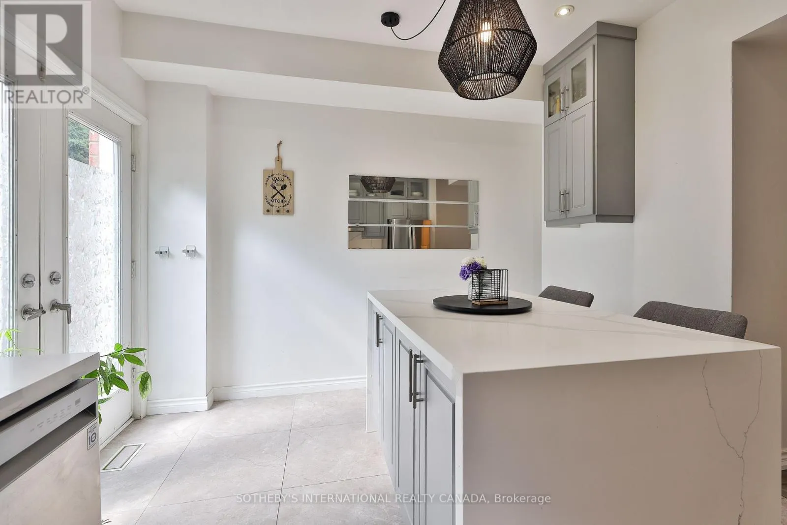 21 - 1330 ALTONA ROAD