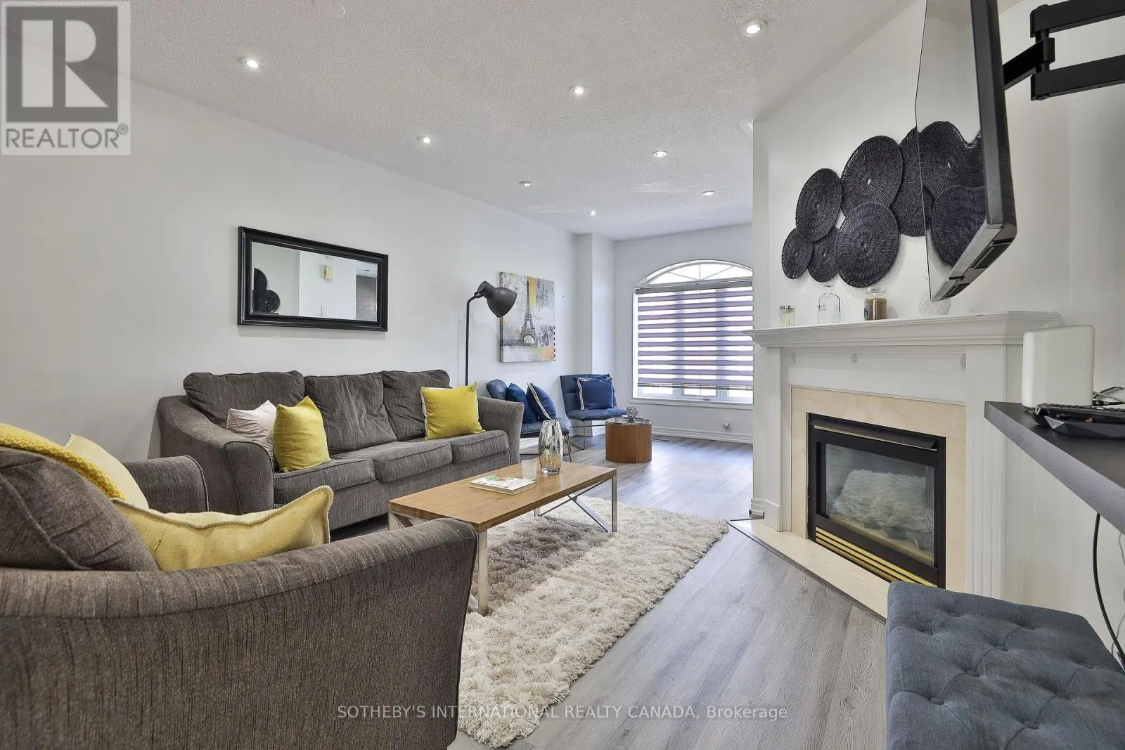 21 - 1330 ALTONA ROAD