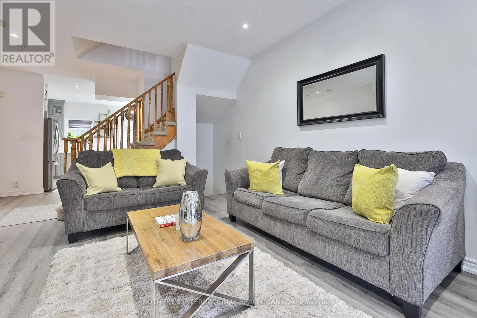 21 - 1330 ALTONA ROAD