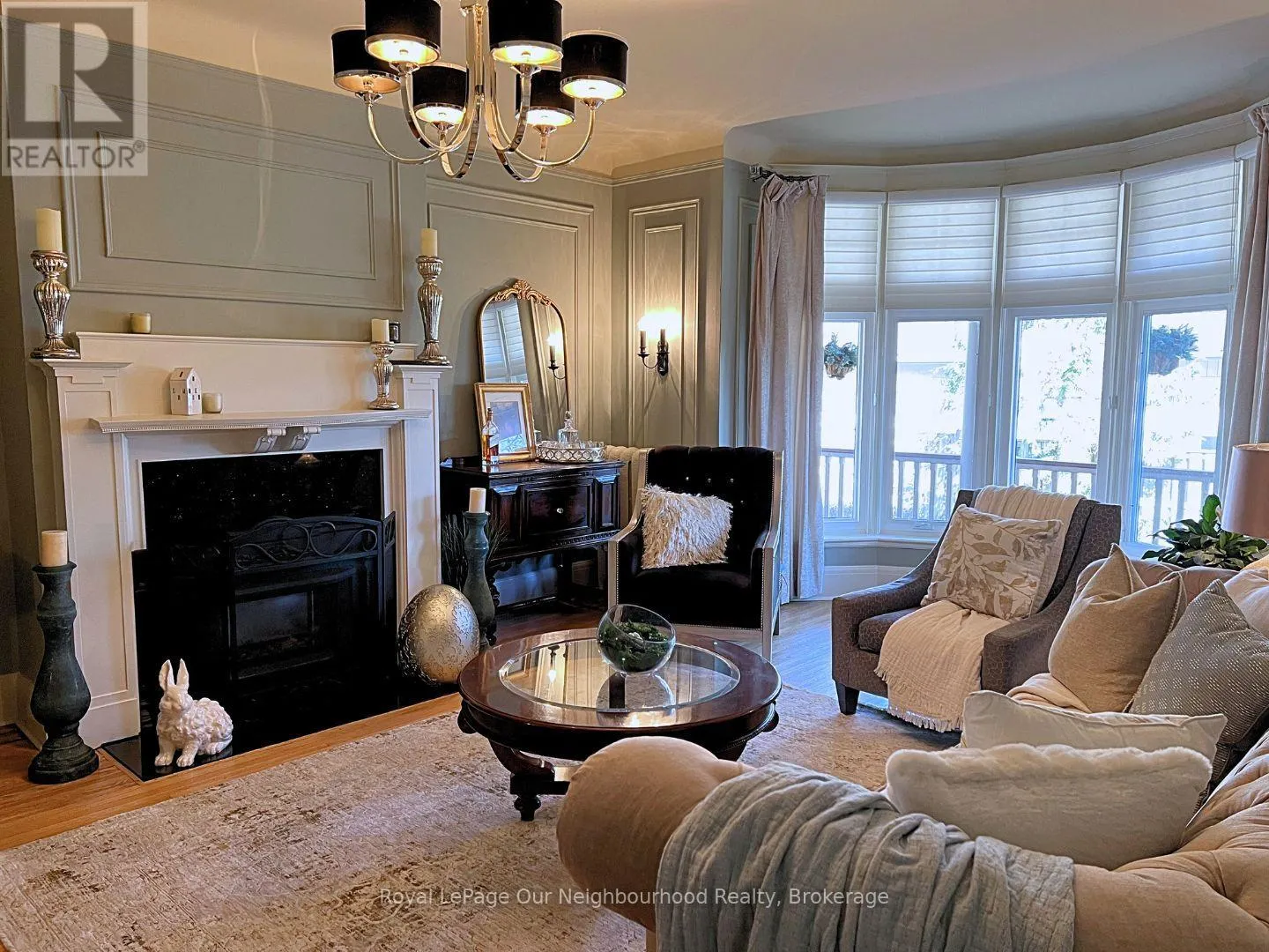 305 TRENT STREET W