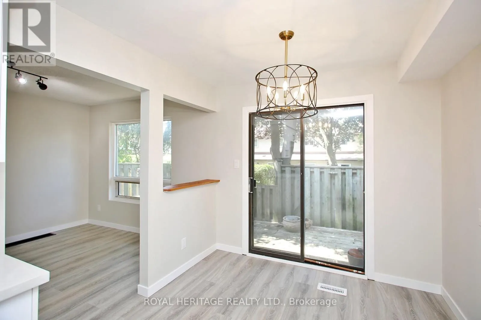 27 PARKER CRESCENT