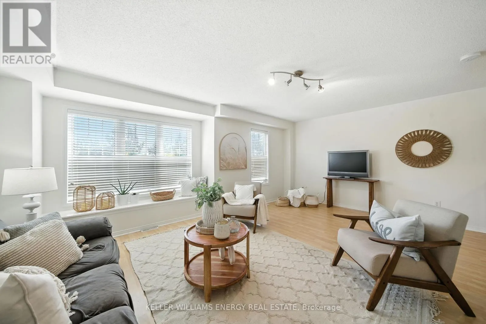 15 - 1790 FINCH AVENUE, #15