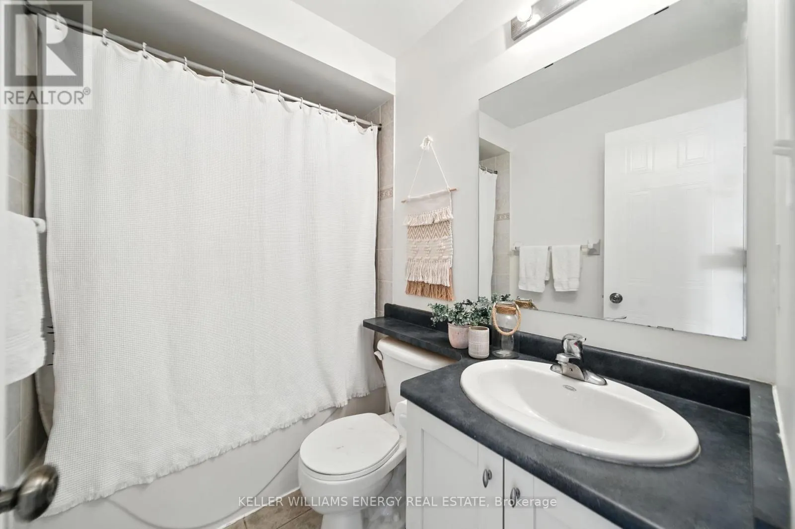 15 - 1790 FINCH AVENUE, #15