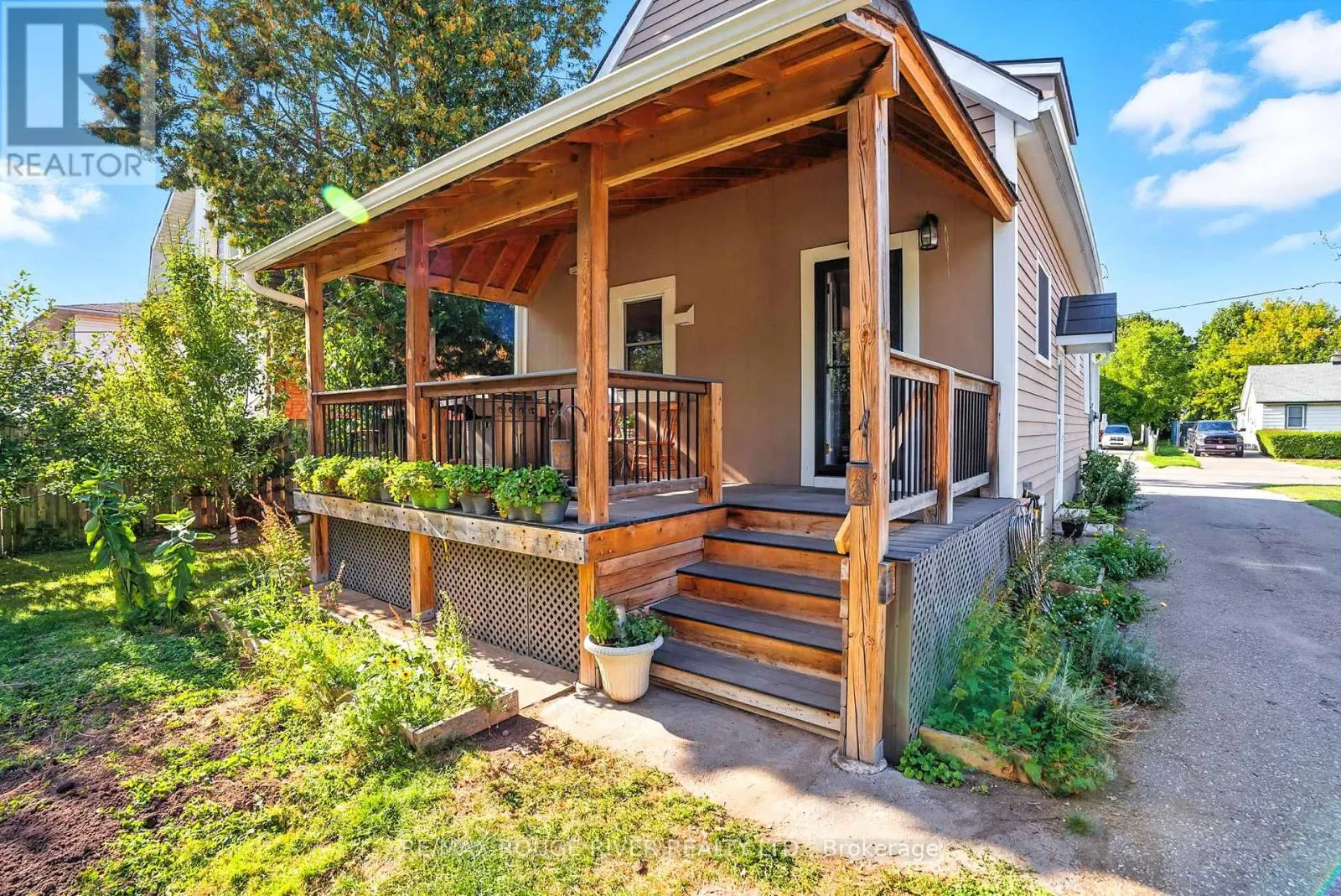 67 ORCHARD VIEW BOULEVARD