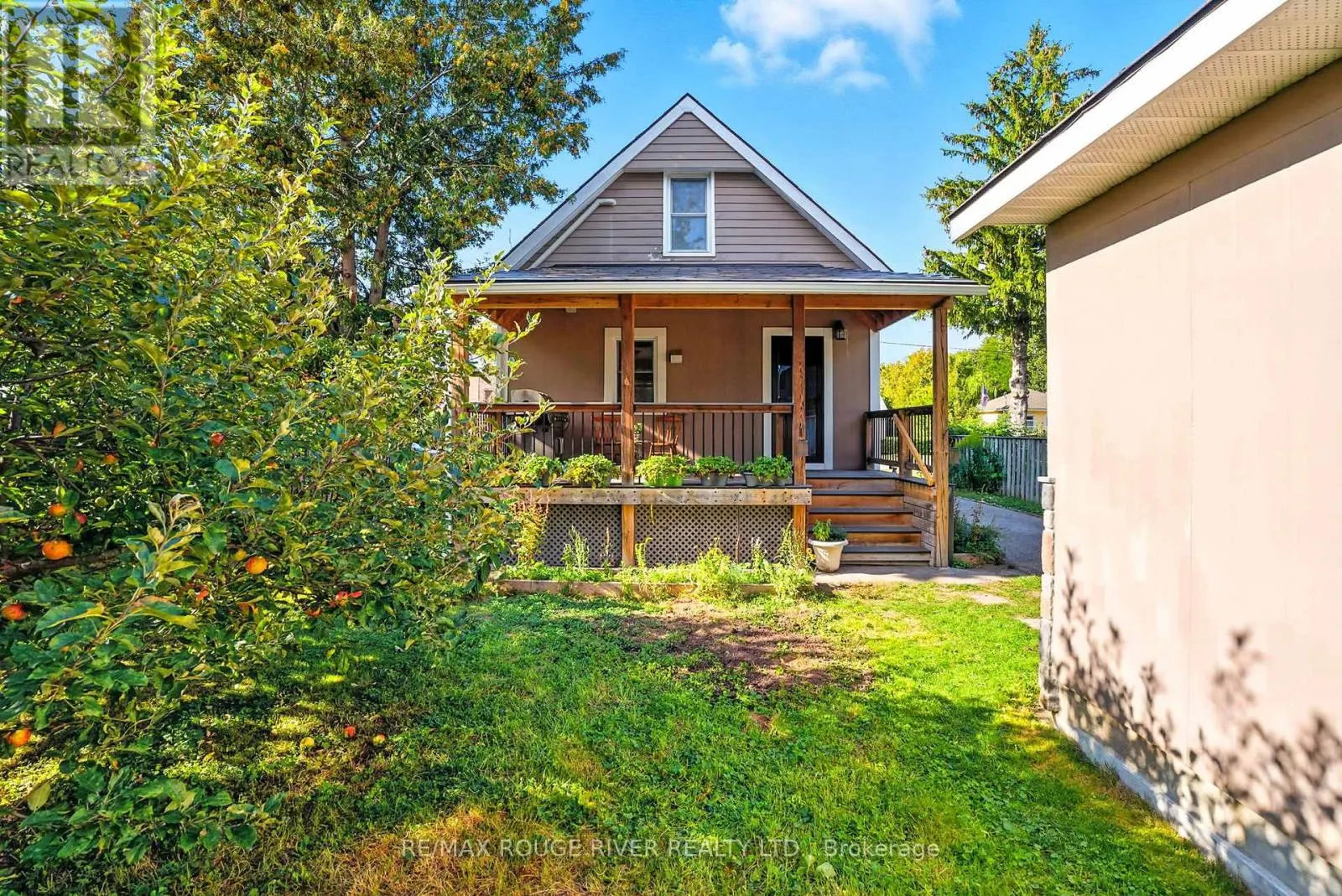 67 ORCHARD VIEW BOULEVARD