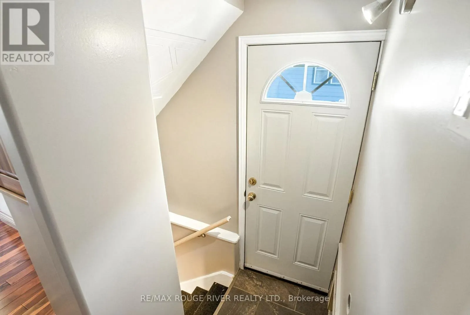 67 ORCHARD VIEW BOULEVARD