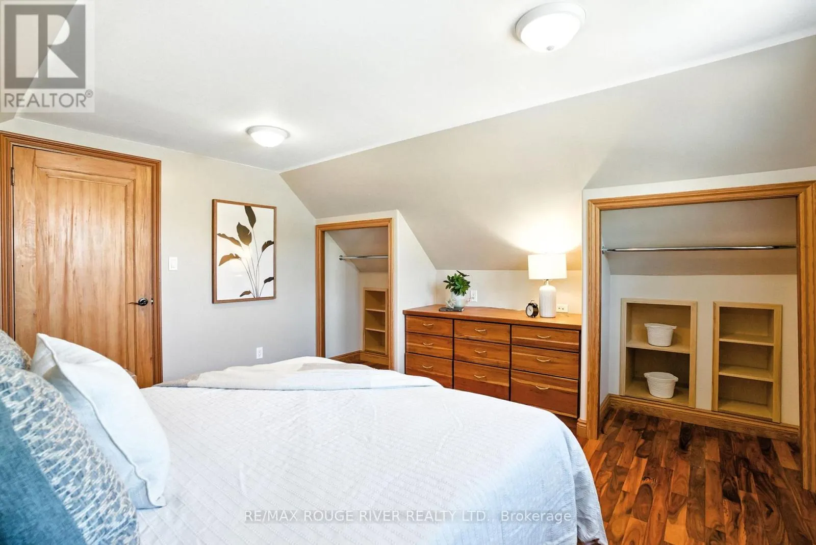 67 ORCHARD VIEW BOULEVARD