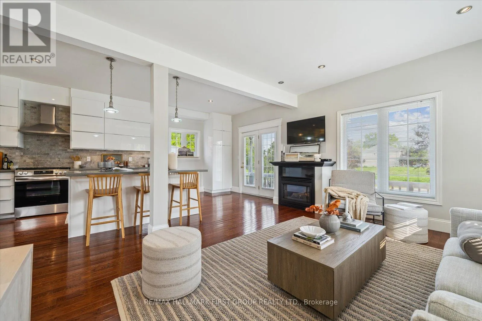 937 PICKERING BEACH ROAD