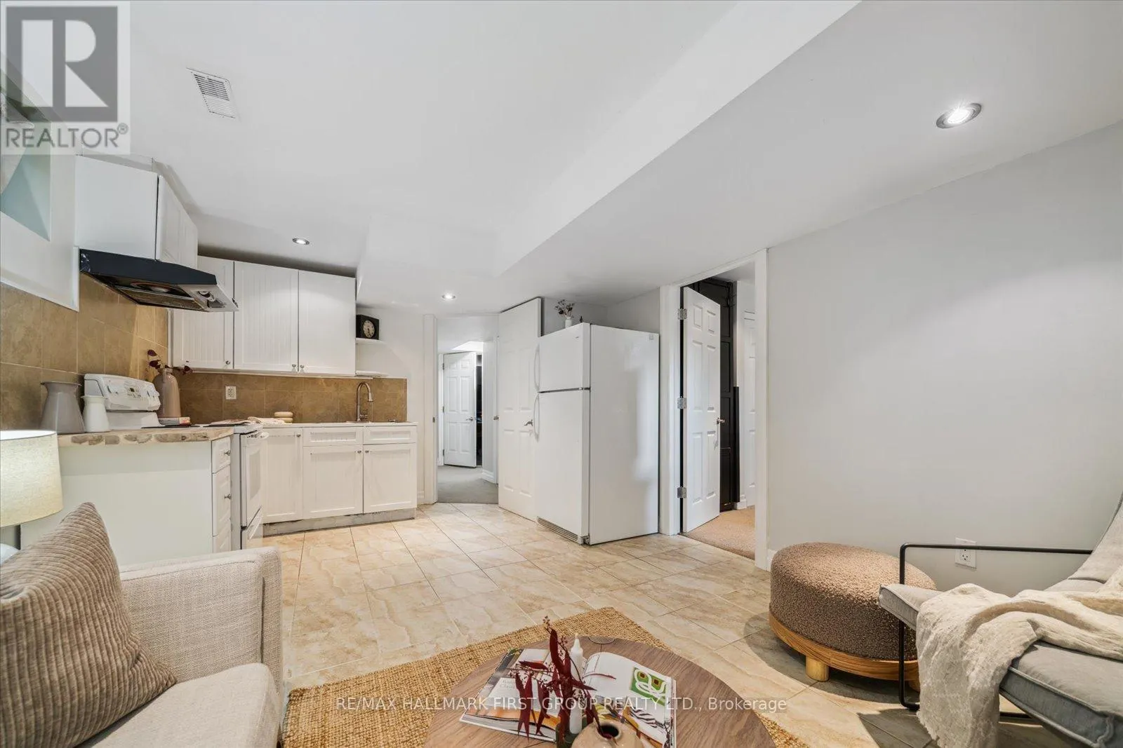 937 PICKERING BEACH ROAD