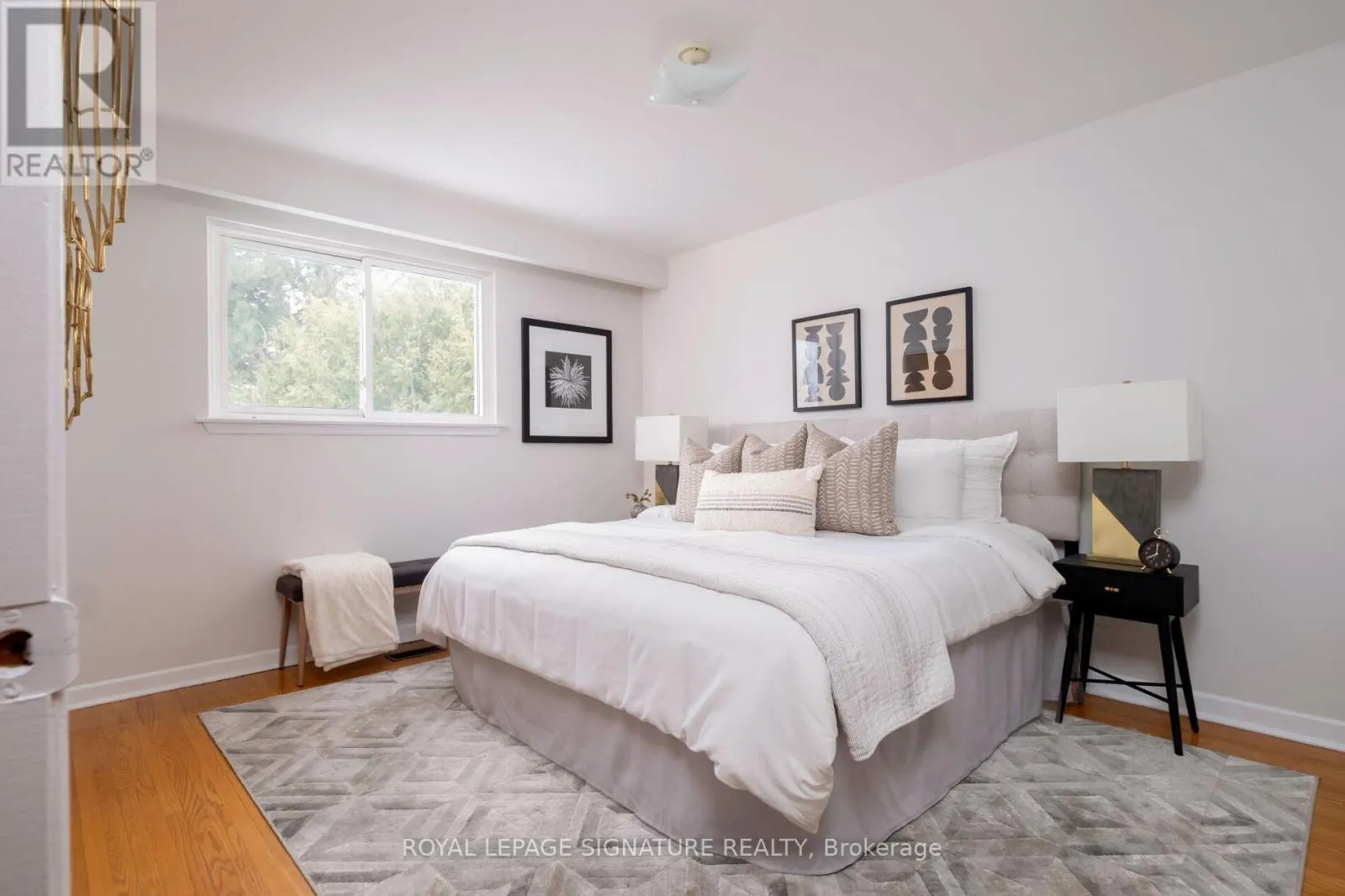 22 MERKLEY SQUARE
