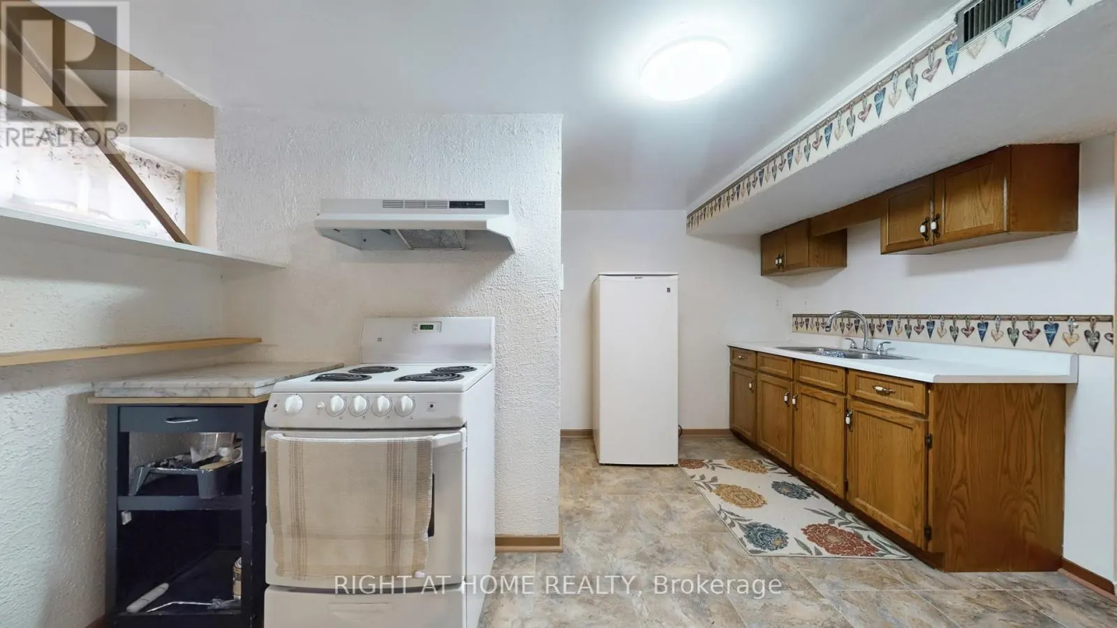 224 LIVINGSTON ROAD