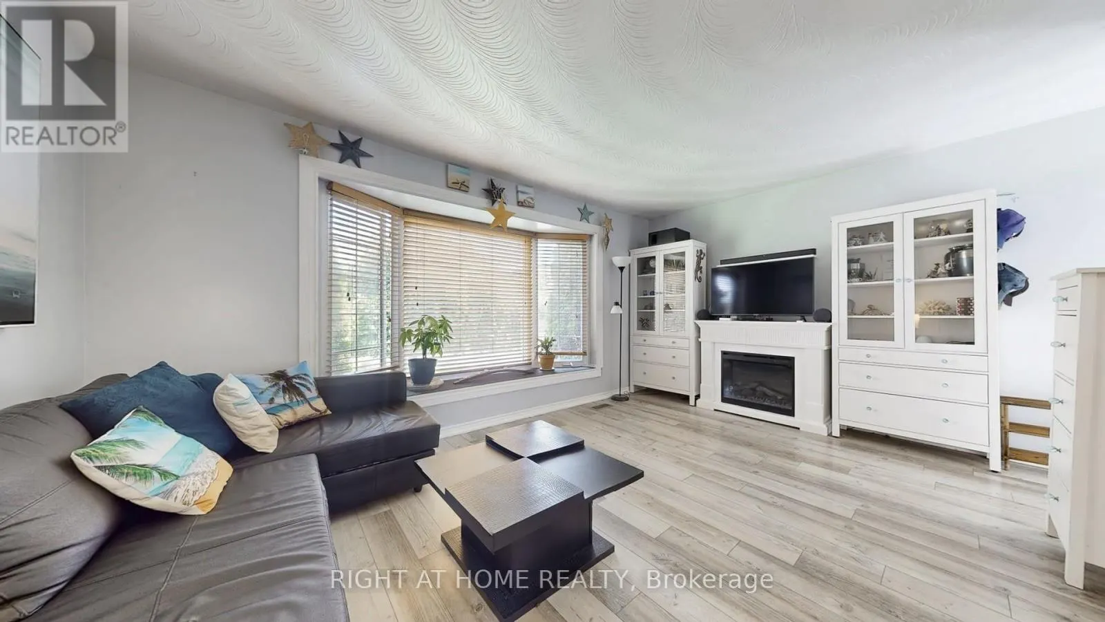 224 LIVINGSTON ROAD