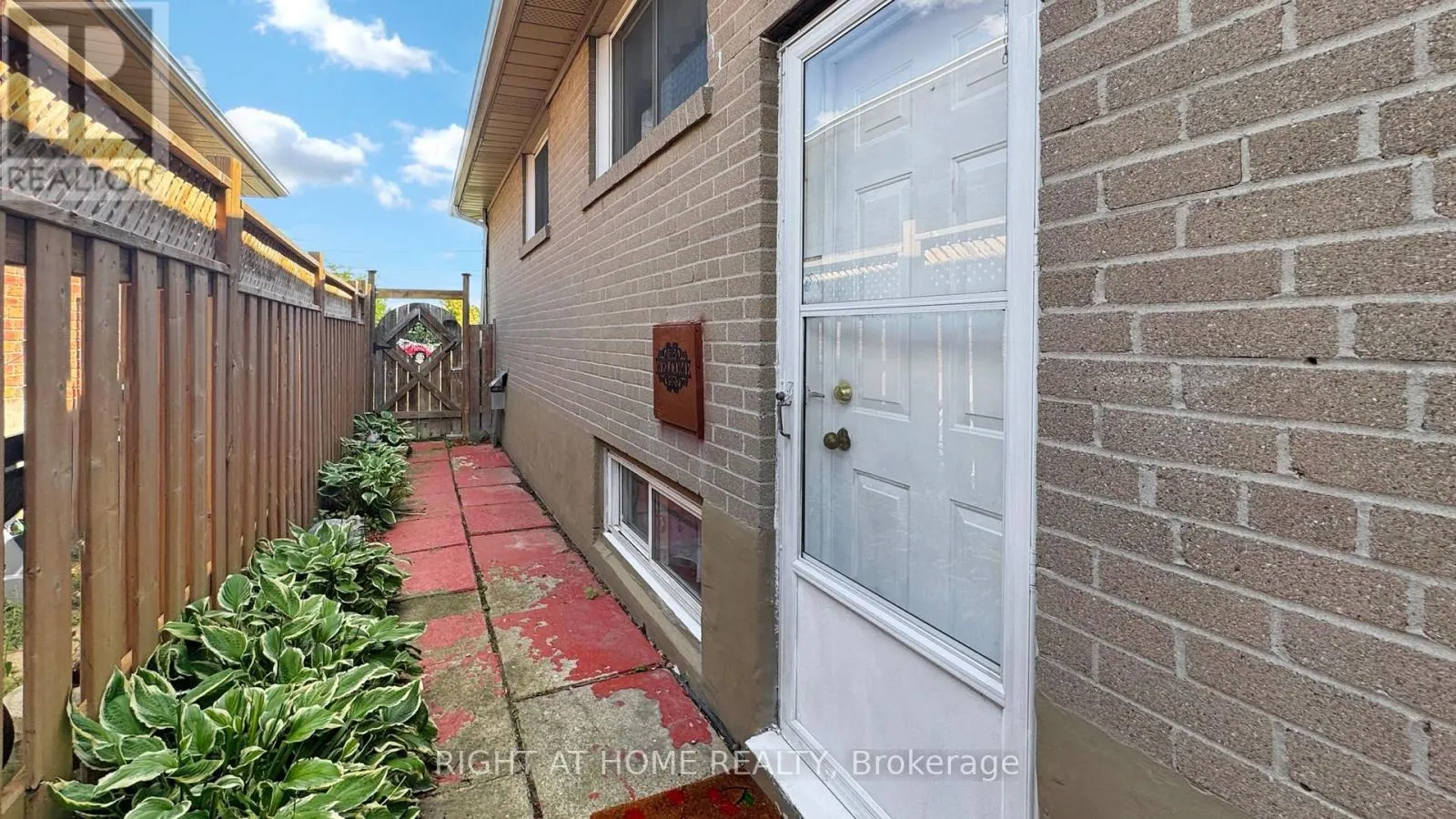 224 LIVINGSTON ROAD