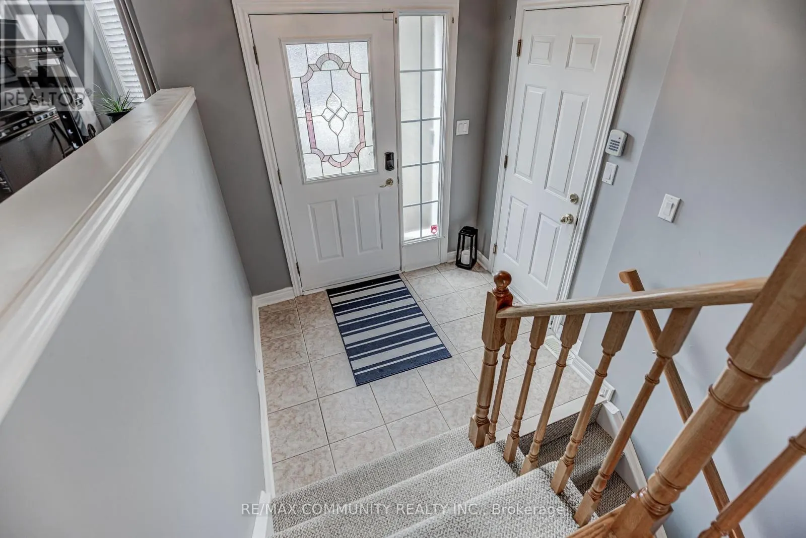 48 BLOOM AVENUE