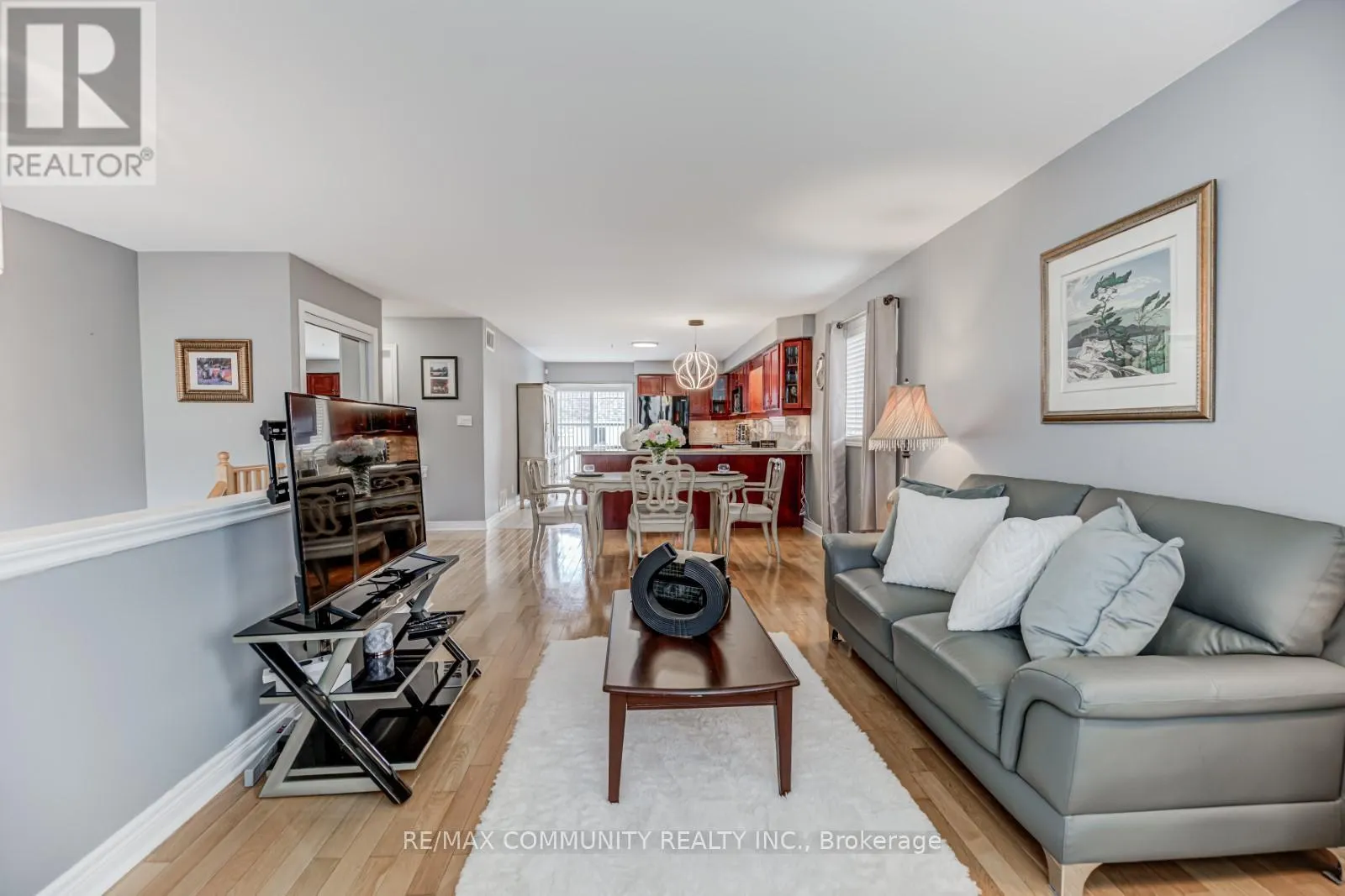 48 BLOOM AVENUE