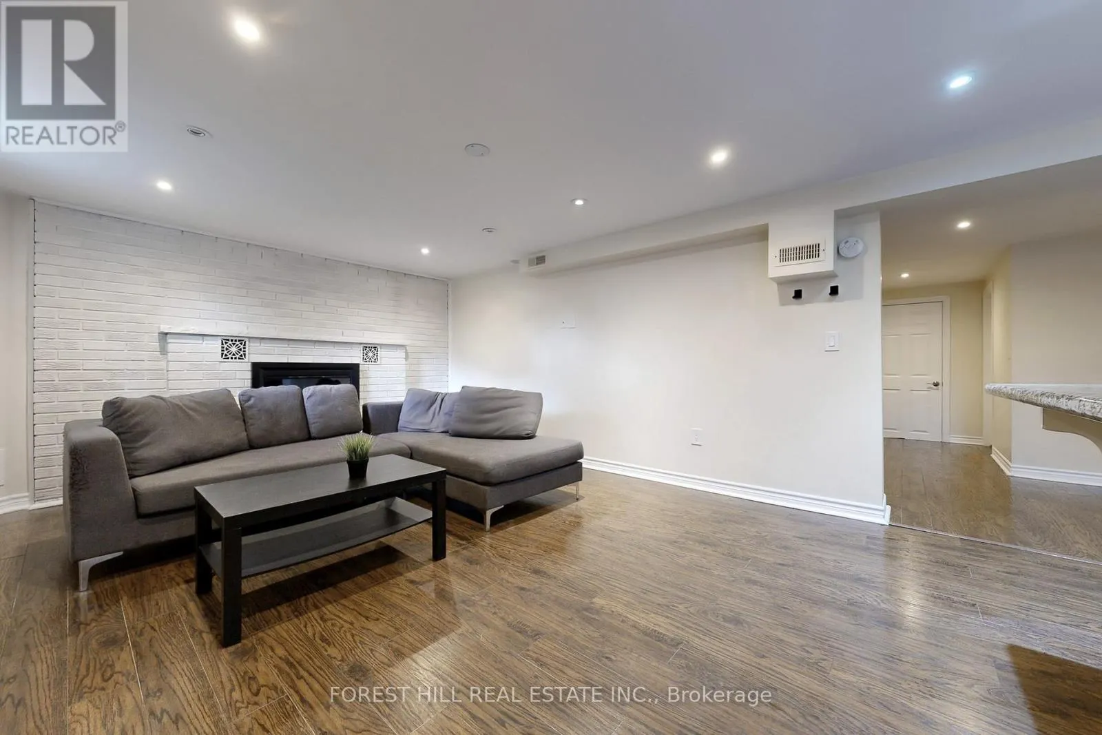 14 ILFRACOMBE CRESCENT