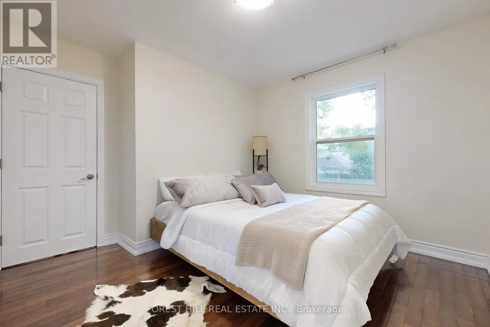 14 ILFRACOMBE CRESCENT