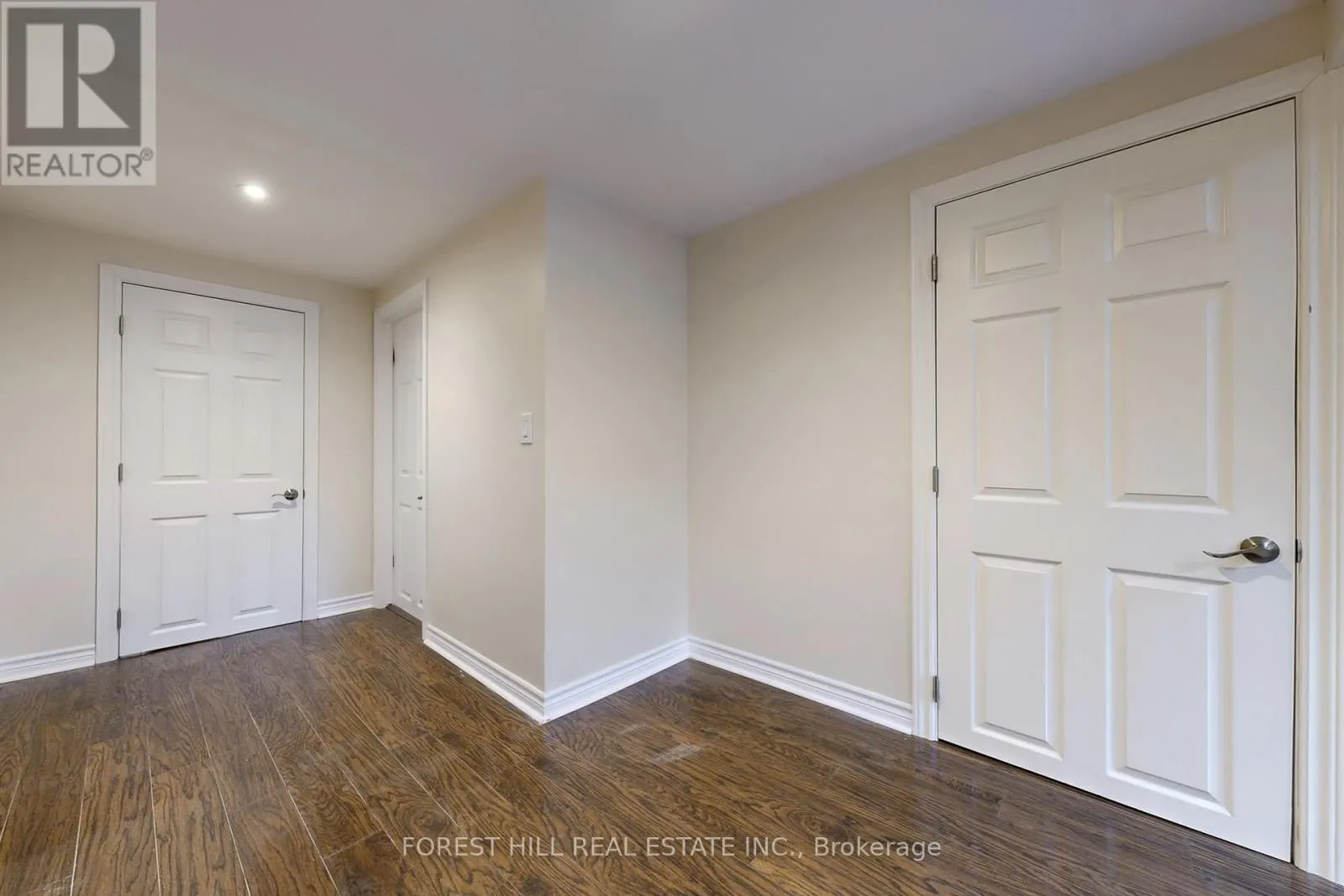 14 ILFRACOMBE CRESCENT