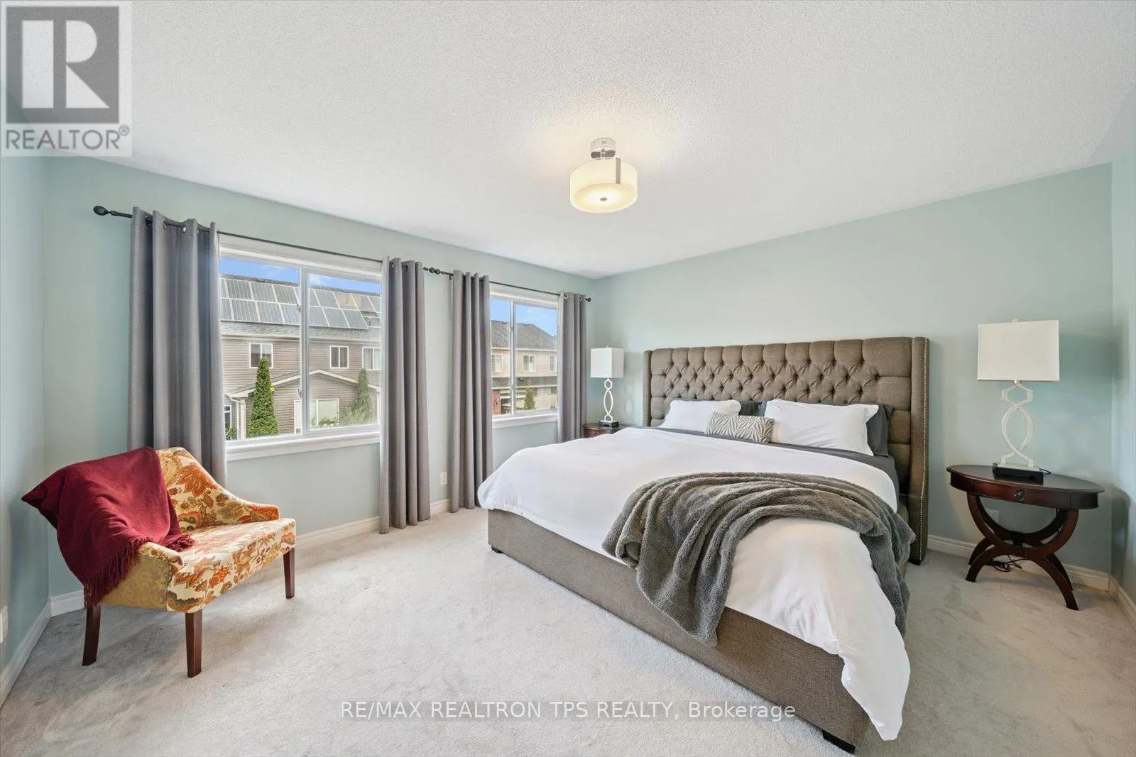205 BLACKWELL CRESCENT