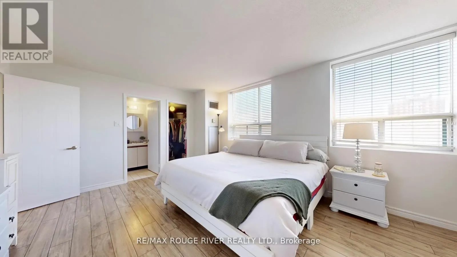 507 - 1655 PICKERING PARKWAY