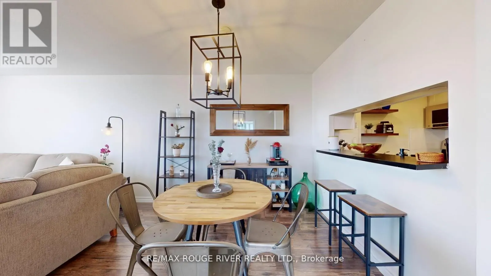 507 - 1655 PICKERING PARKWAY