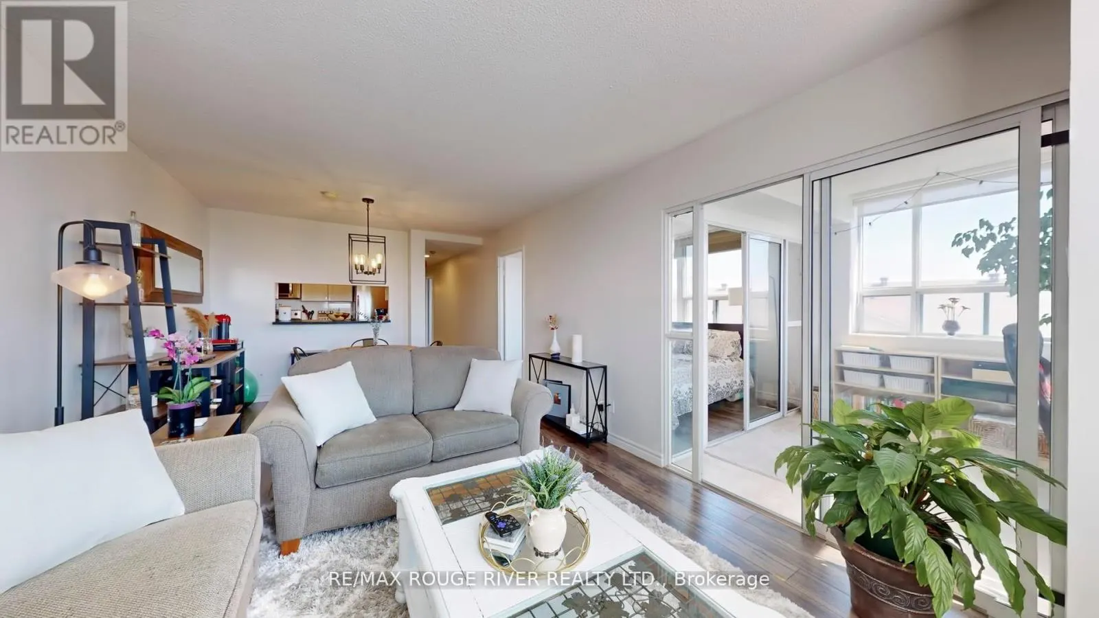 507 - 1655 PICKERING PARKWAY