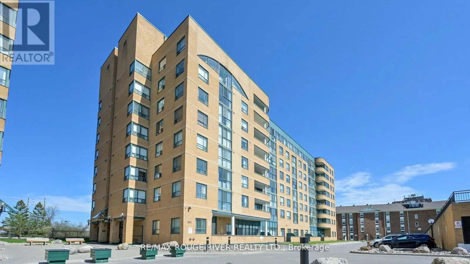 507 - 1655 PICKERING PARKWAY