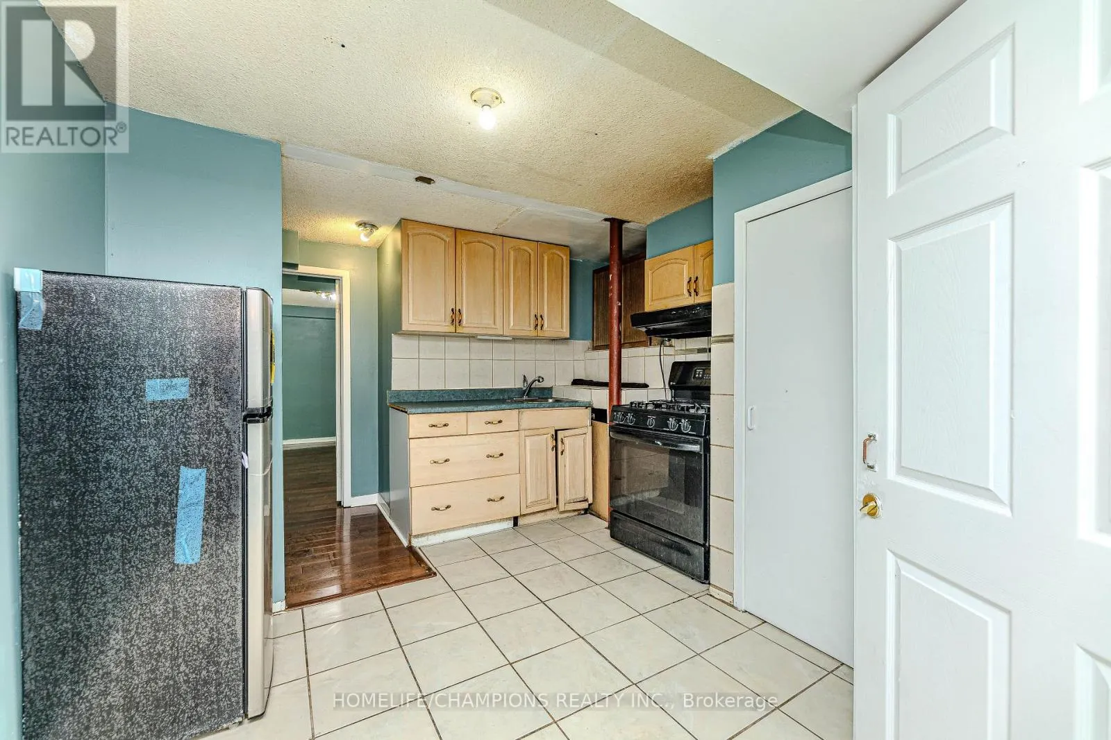 41 BROADBRIDGE DRIVE
