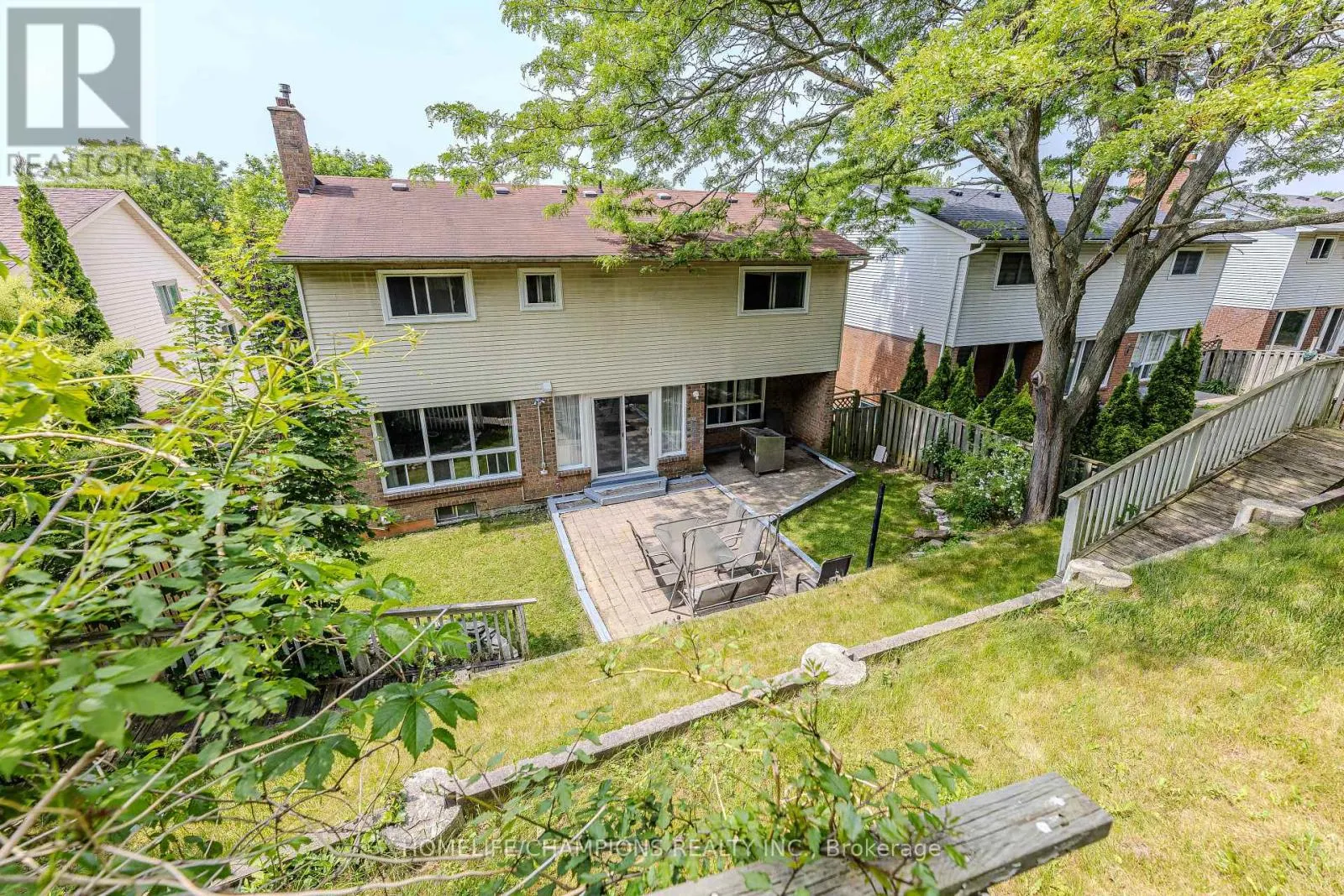 41 BROADBRIDGE DRIVE