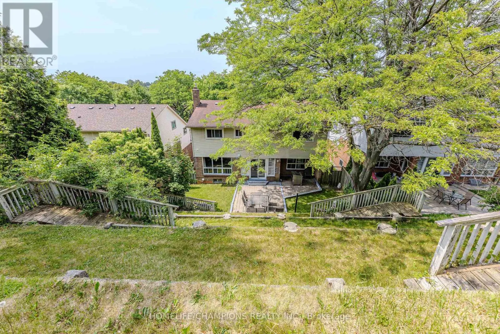 41 BROADBRIDGE DRIVE