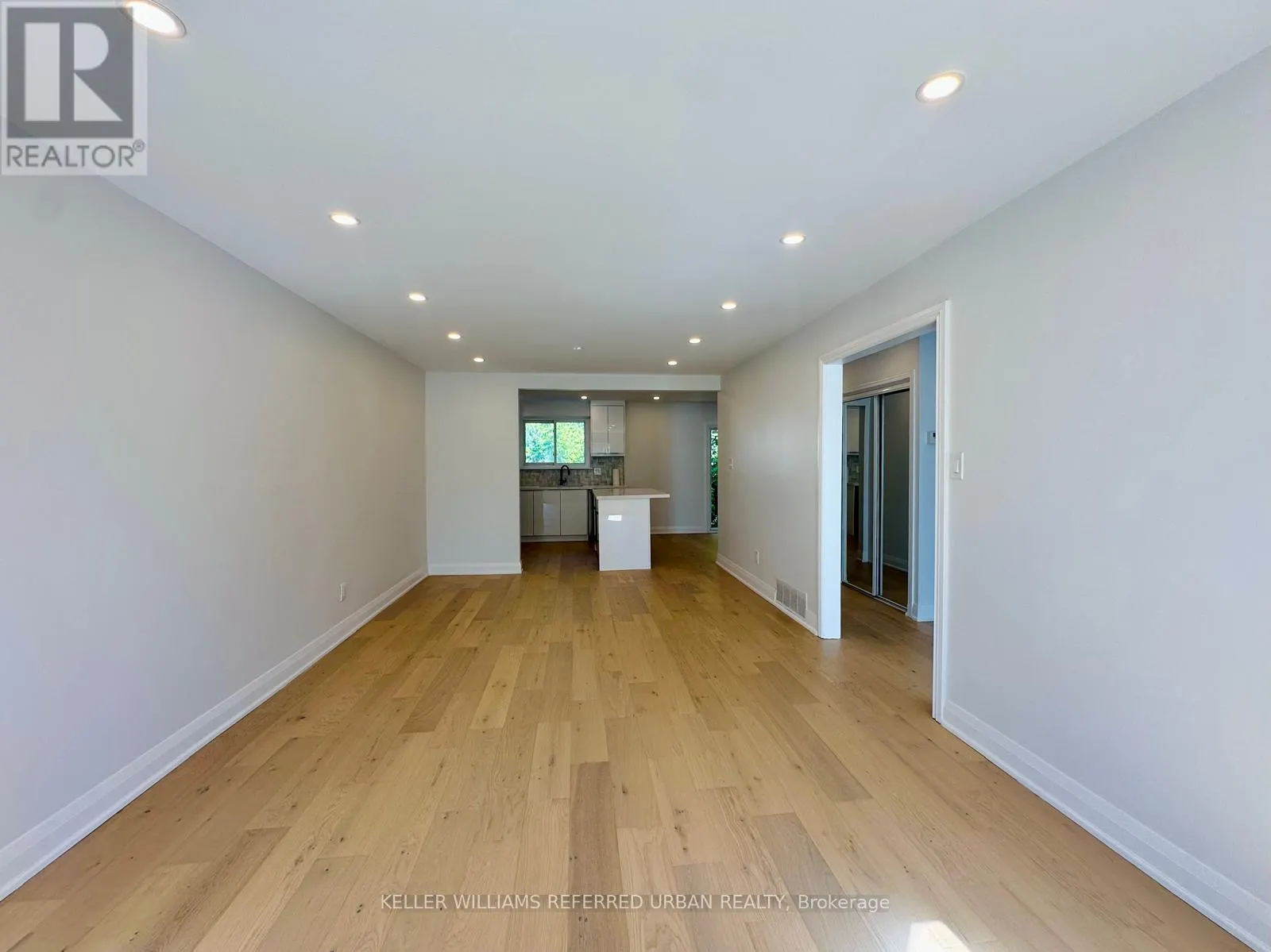 MAIN - 906 MARINET CRESCENT