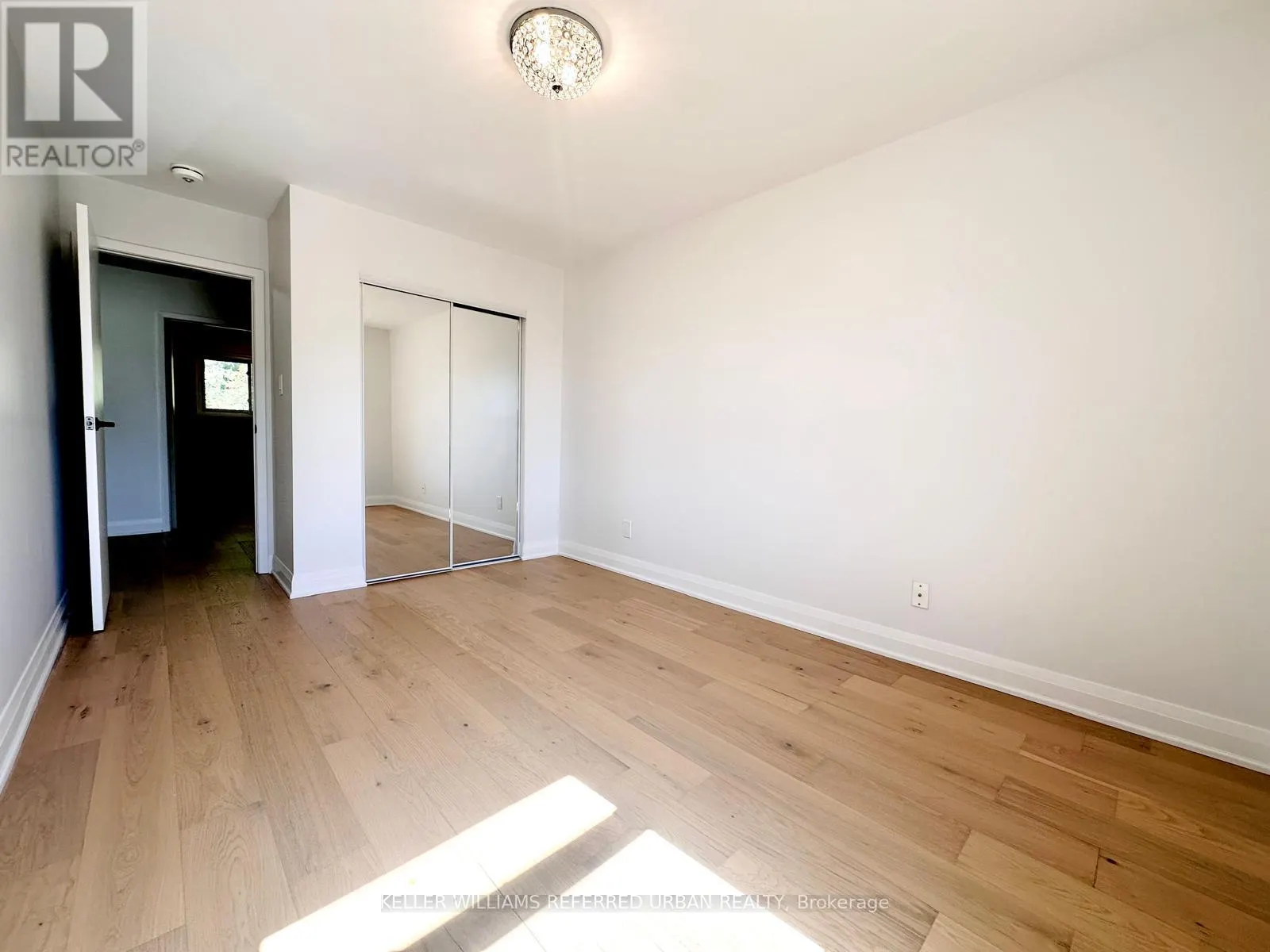 MAIN - 906 MARINET CRESCENT