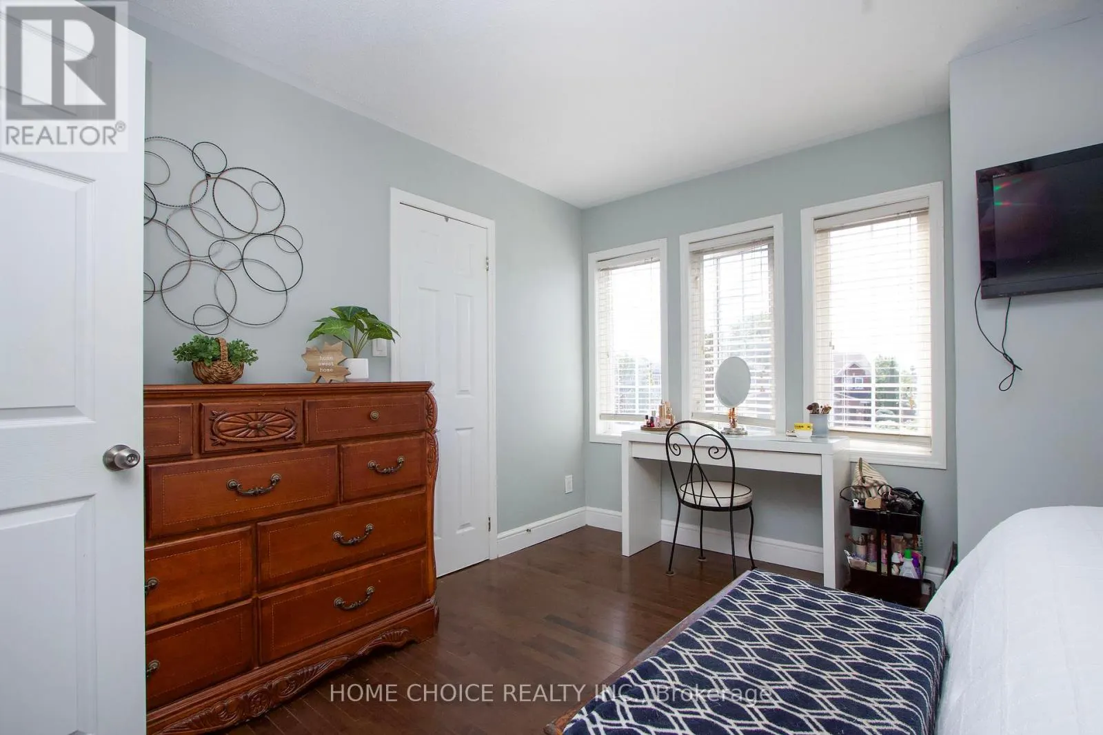 56 IVORY COURT