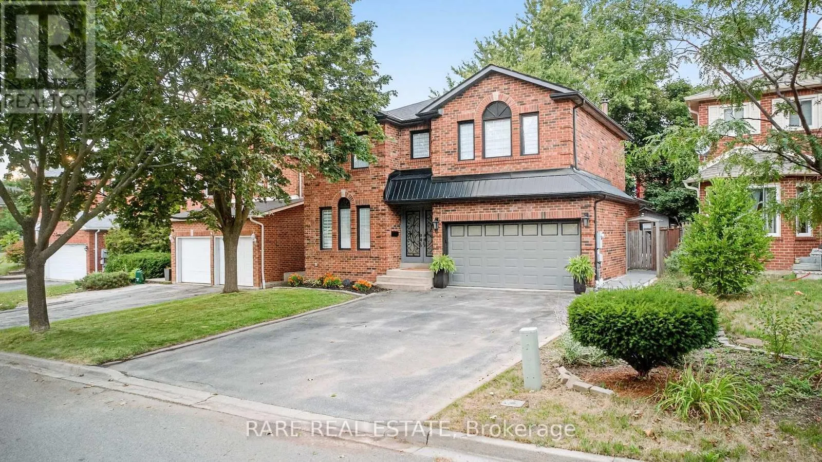 6 CARMICHAEL DRIVE
