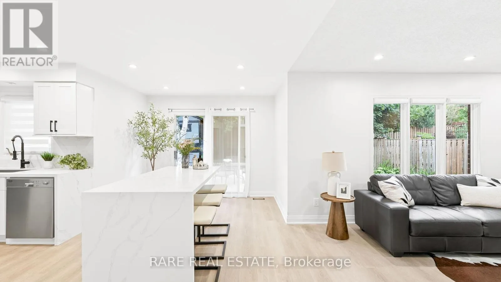 6 CARMICHAEL DRIVE