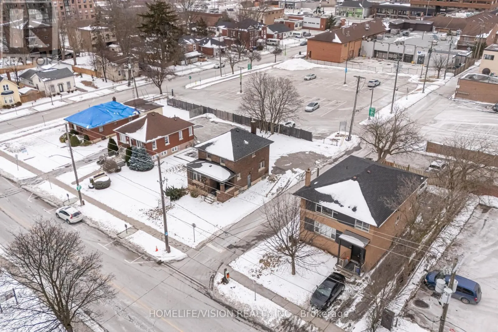 123 MARY STREET E
